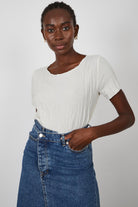 Beige wrinkled short sleeved tee_4