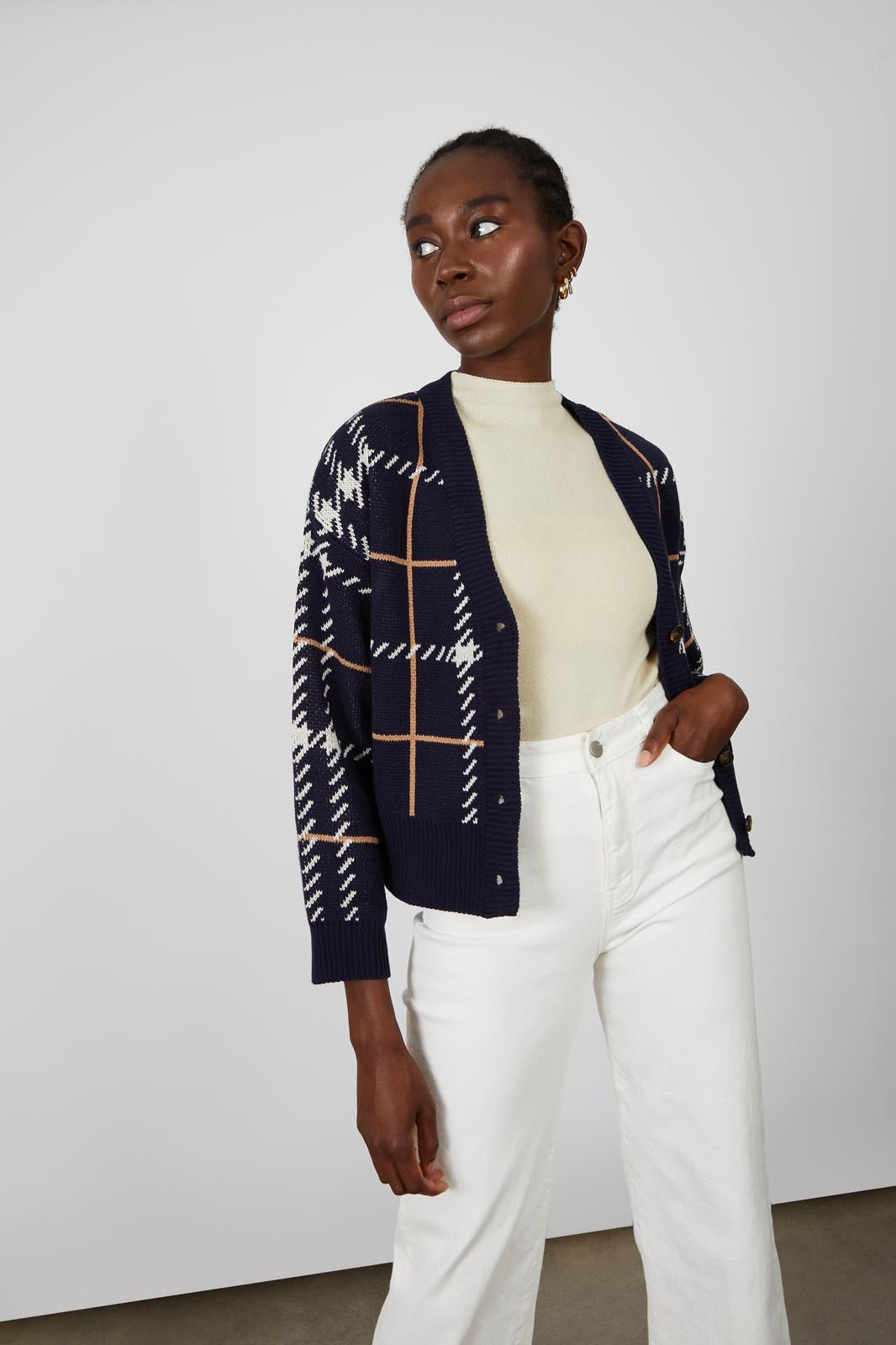 Blue bold checked button up cardigan_3