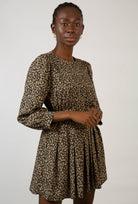 Black floral print long sleeved dress_5