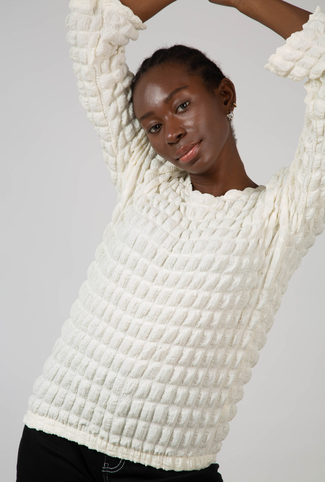 Cream textured puff long sleeved top_9