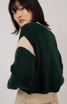 Deep green and beige contrast trim cardigan_5