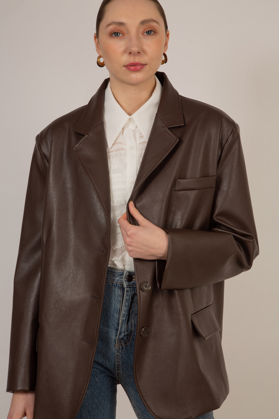 Brown vegan leather single breasted blazer_2