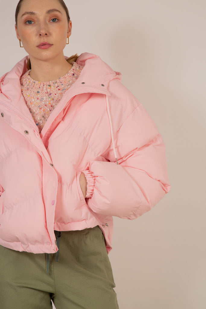 Baby pink hooded puffer jacket_3