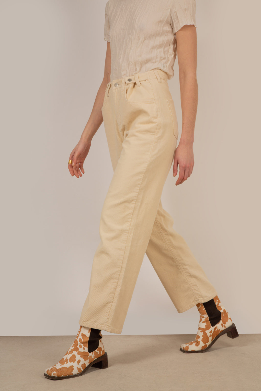 Cream corduroy button waist trousers_4