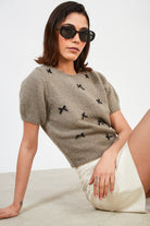 Beige and black tiny ribbon knit tee_5