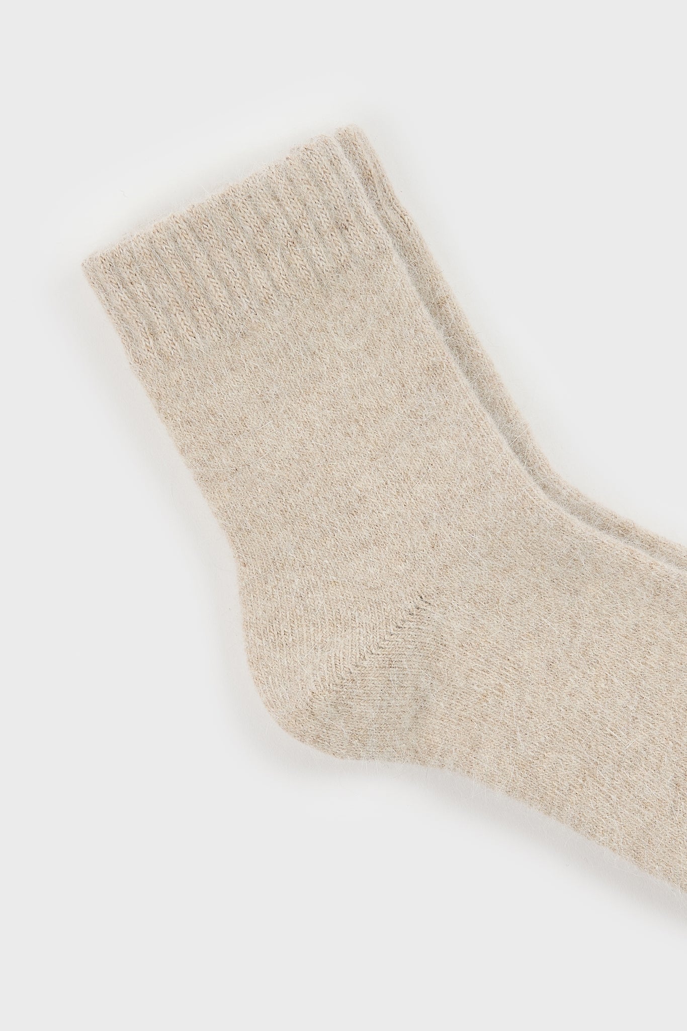 Beige angora ribbed ankle trim socks_2