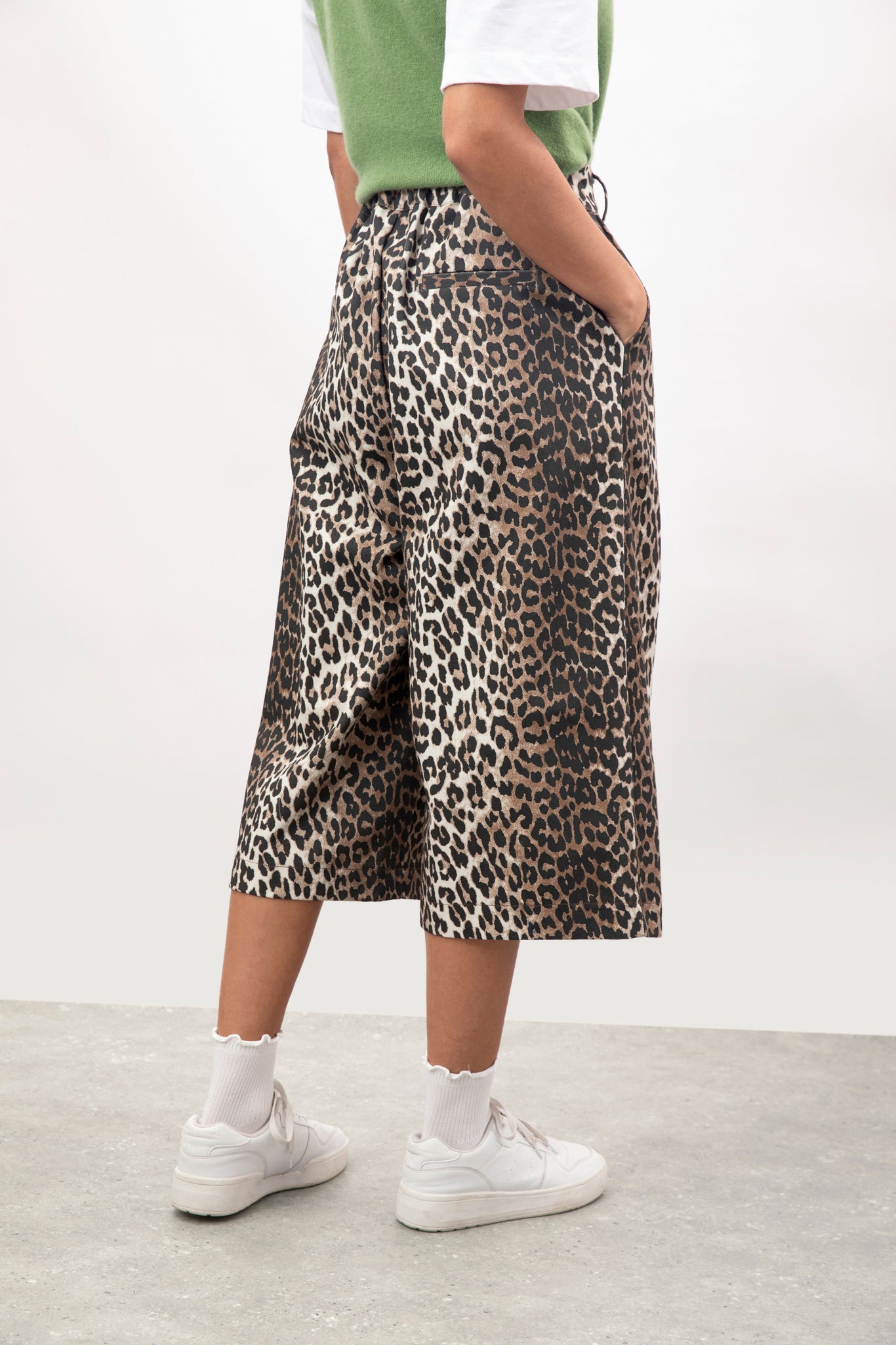 Beige bold leopard print culottes_2