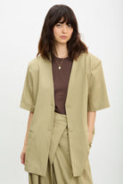 Beige boxy short sleeved jacket_2