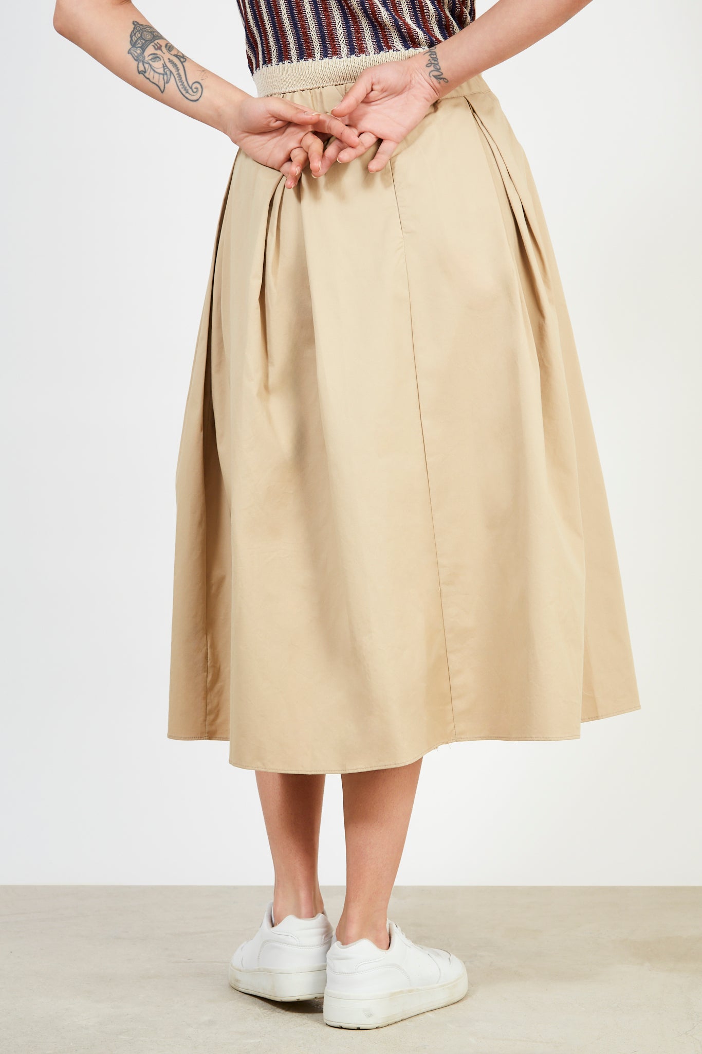 Beige cascading pleat full skirt_2