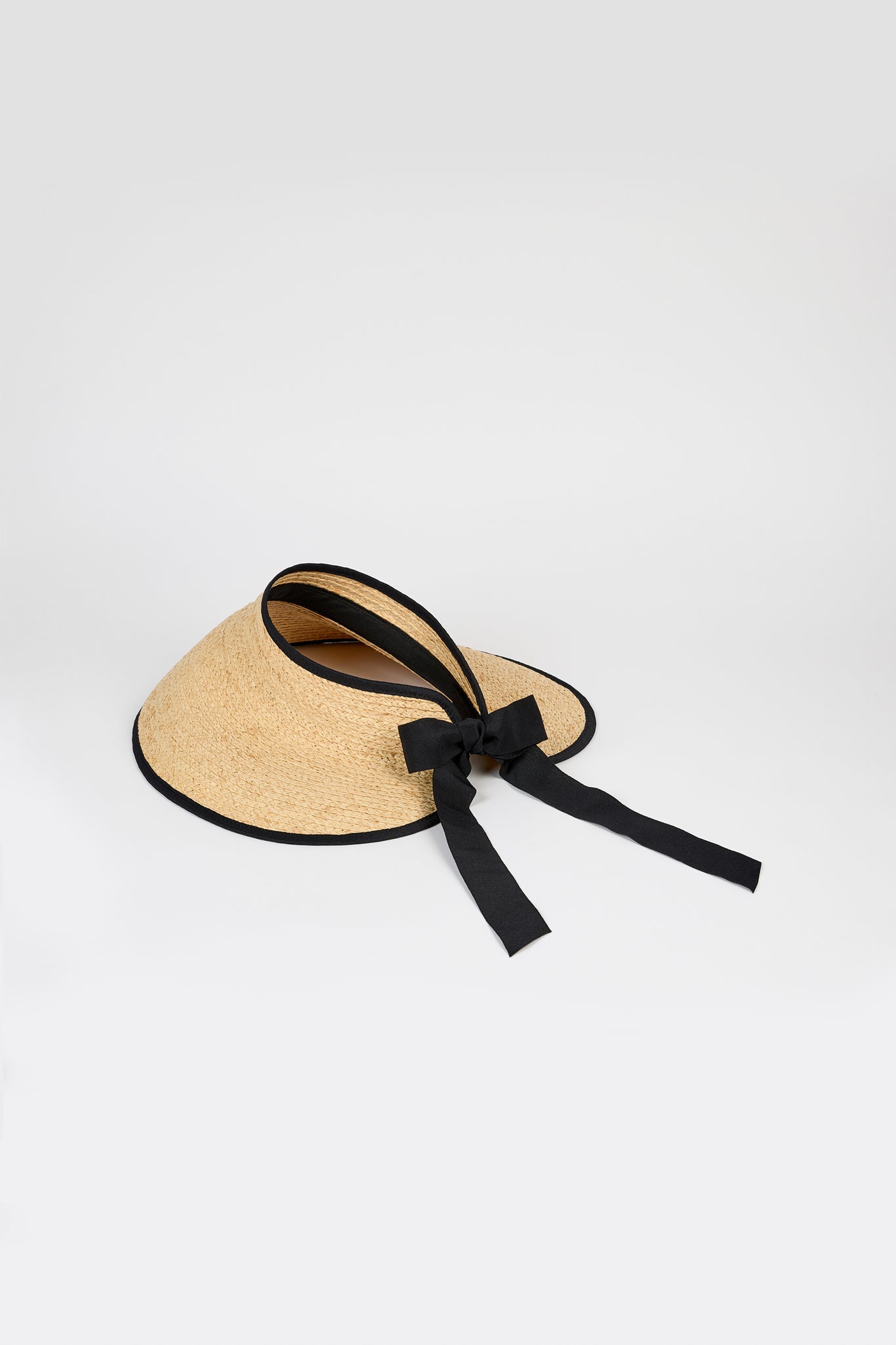 Beige raffia and black trimmed ribbon tie bonnet_2