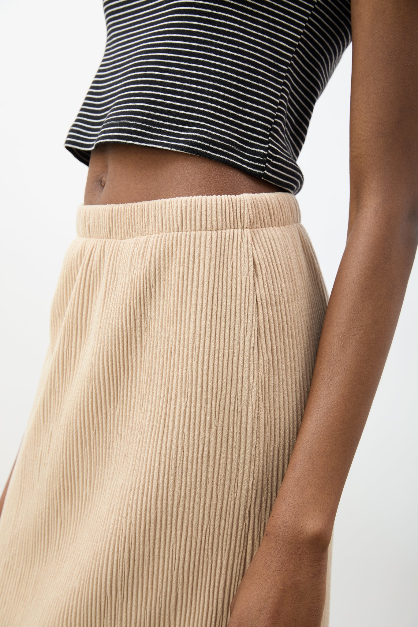 Beige textured midi skirt_3