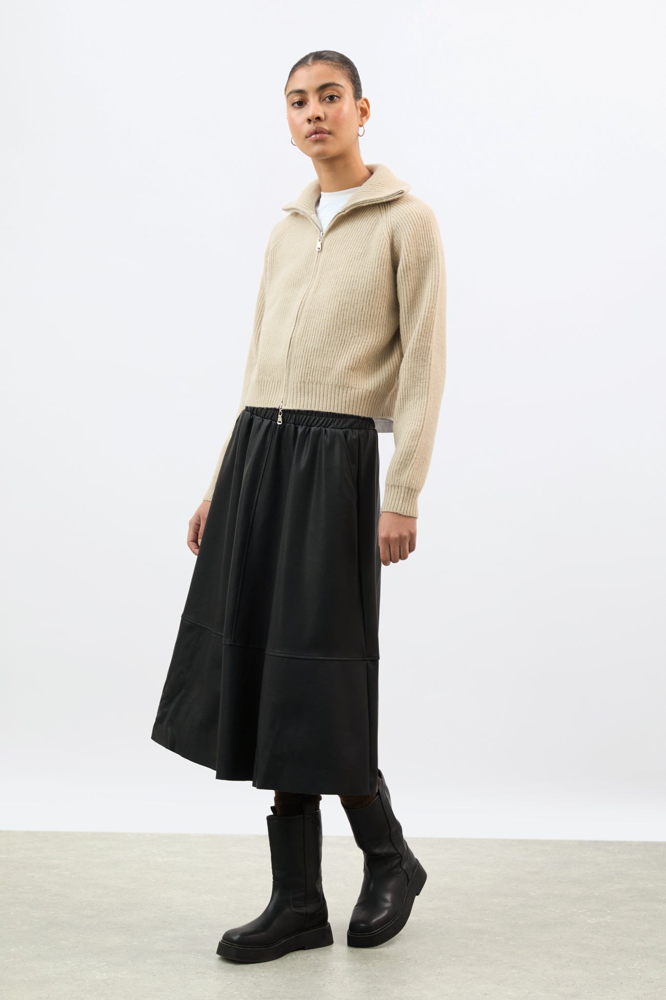 Beige wool blend ribbed wide collar cardigan_4
