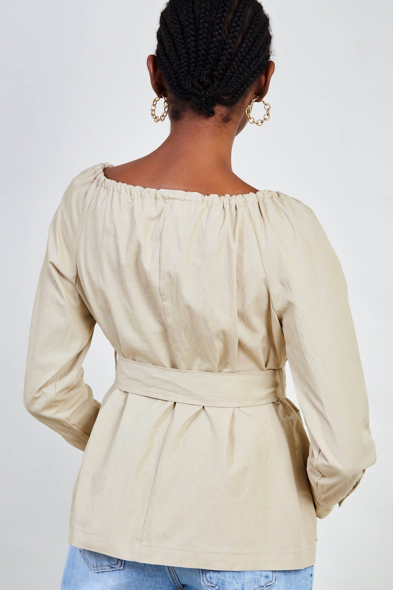 Beige belted off shoulder shirt jacket_3