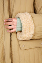 Beige lined quilted corduroy collar coat_5