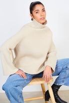 Beige shaped thick rib turtleneck jumper_1