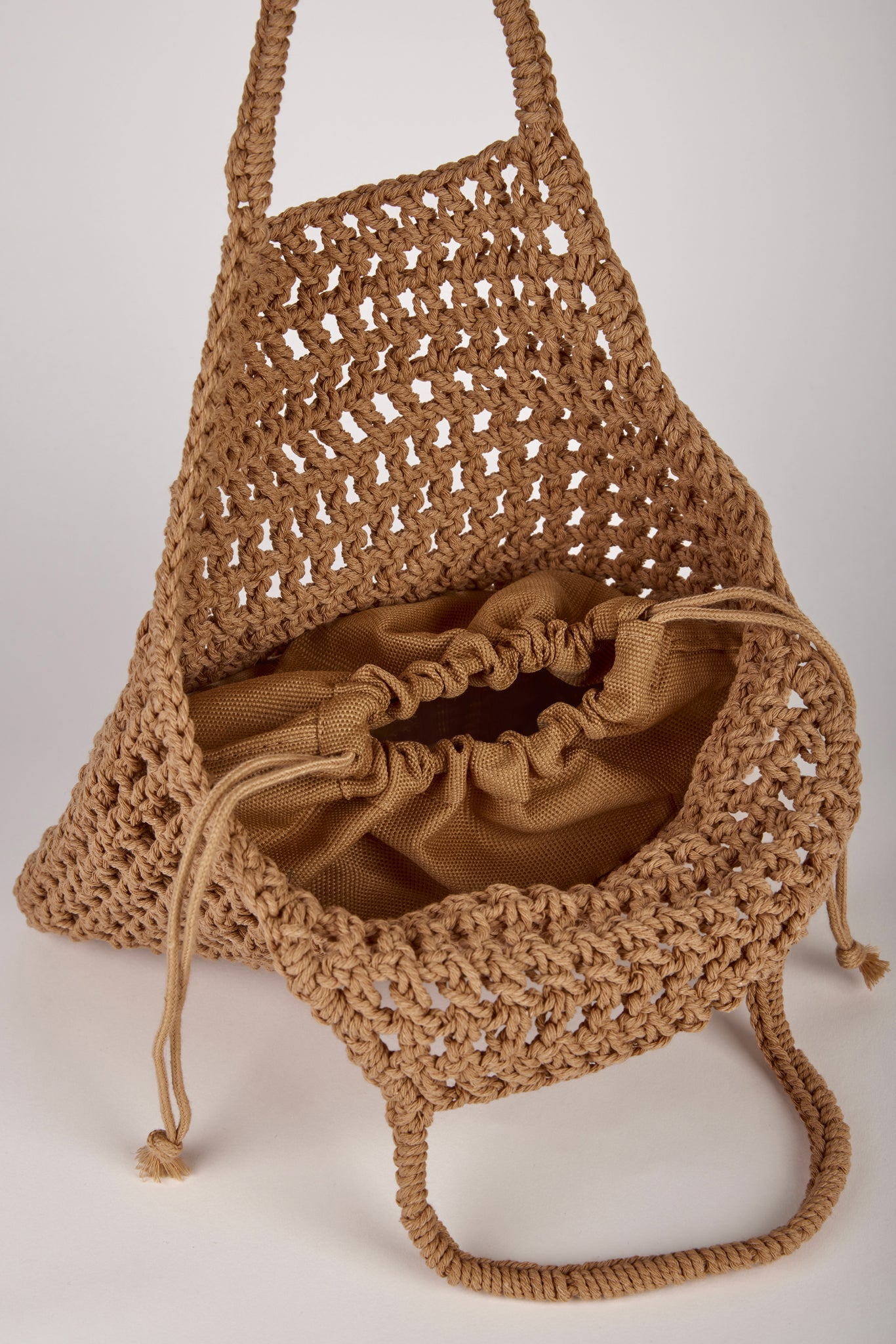 Beige woven hobo bag