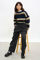 Black adjustable waist trousers_5