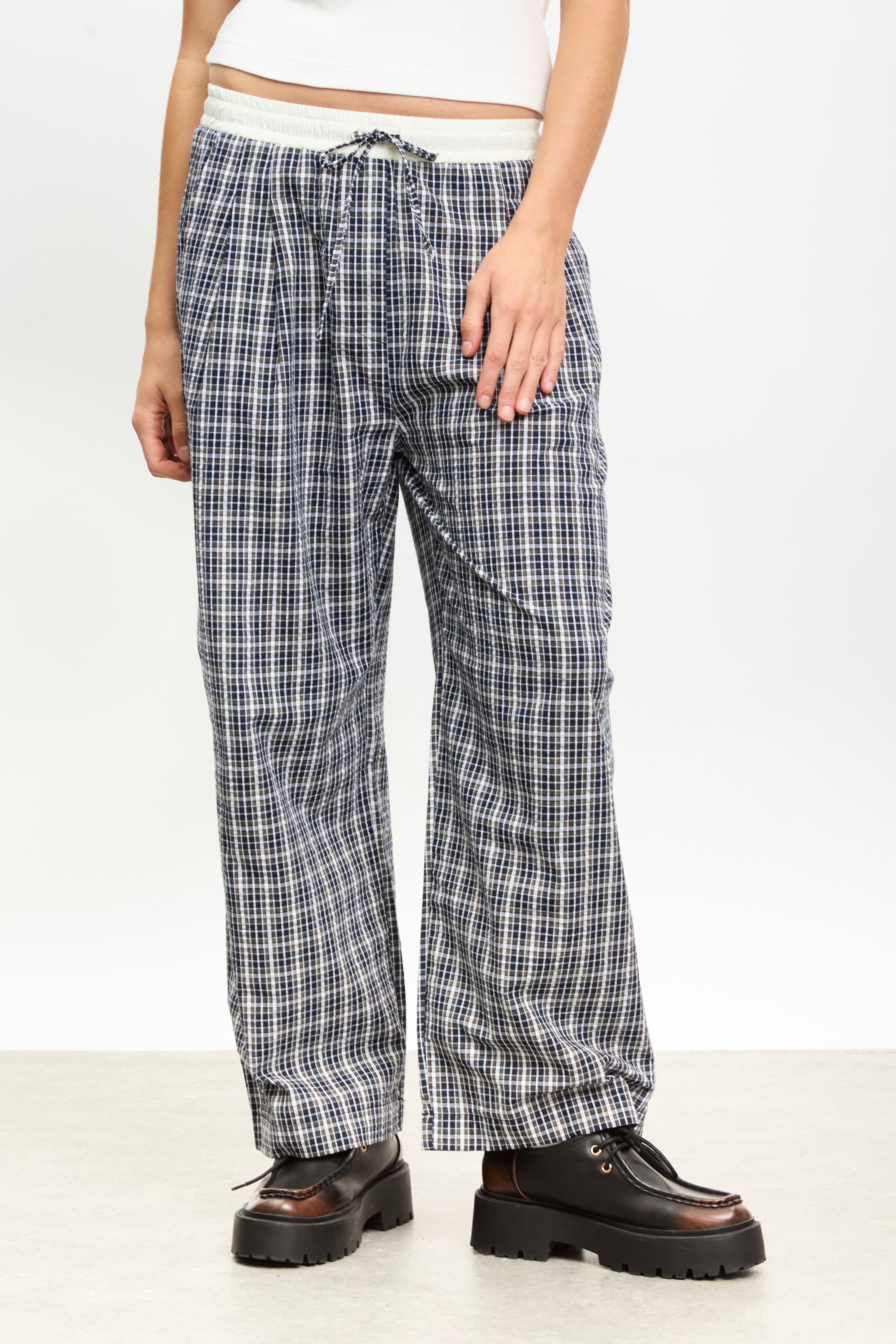 Black and ivory checked tie waist trousers_1