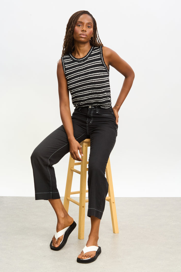 Black and white contrast stitch thin wide leg jeans_5