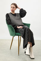 Black and white intarsia dots sweater vest_5