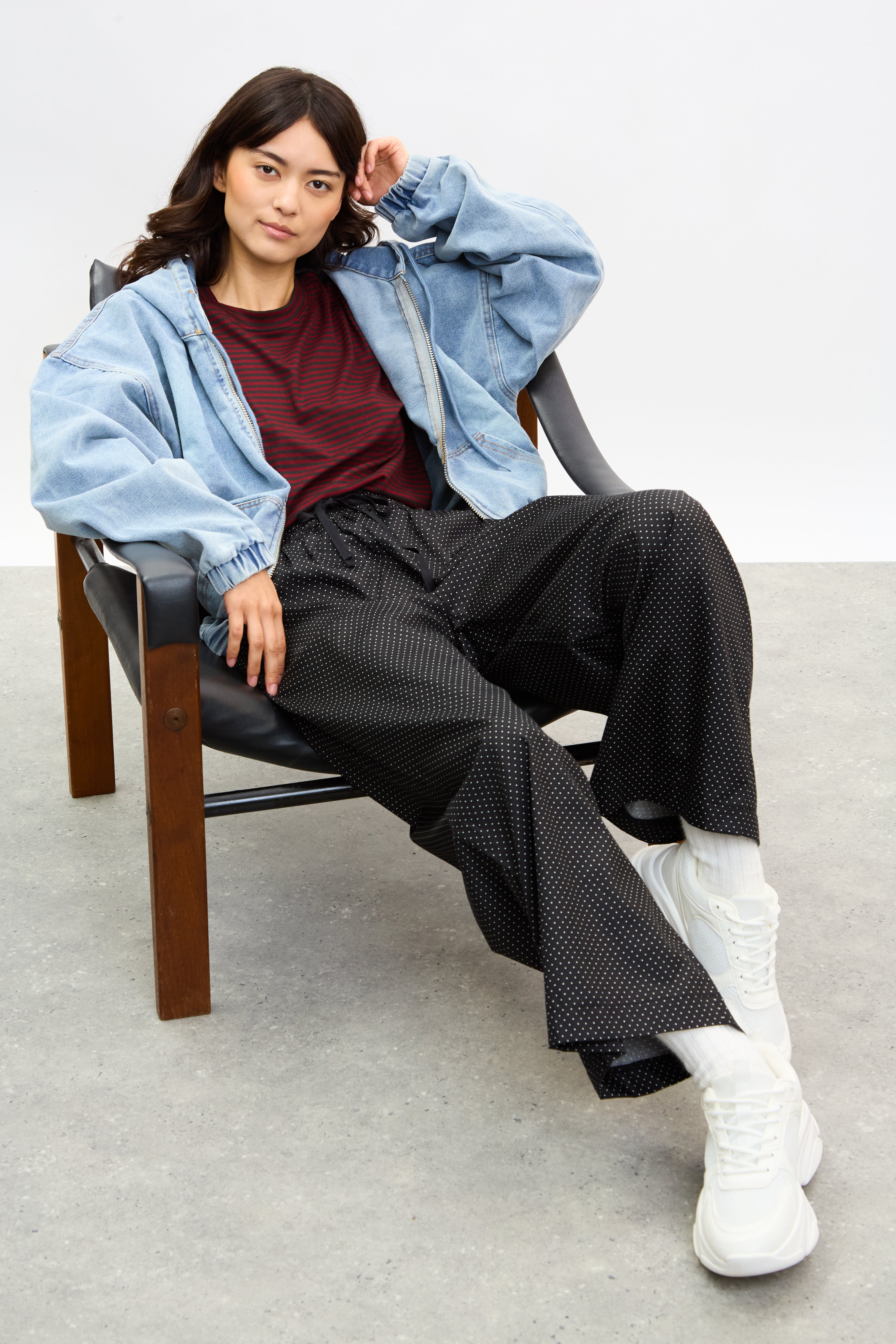 Black and white polka dot wide leg trousers_5