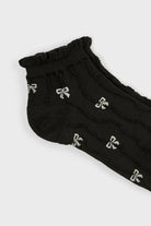 Black and white wavy bows ankle socks_4
