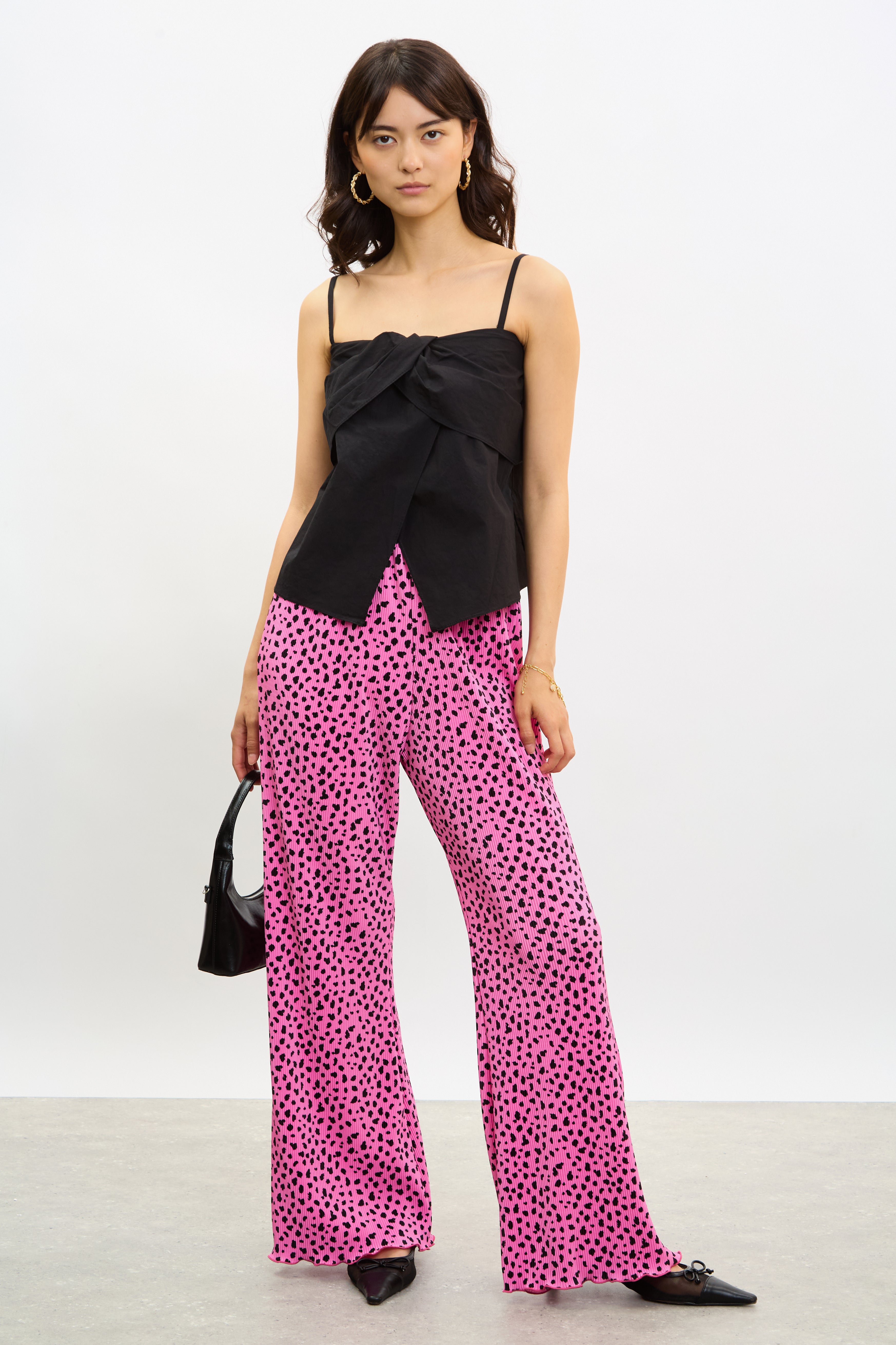 Black cross panel thin strap tank_4