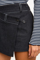 Black denim contrast stitch skort_3