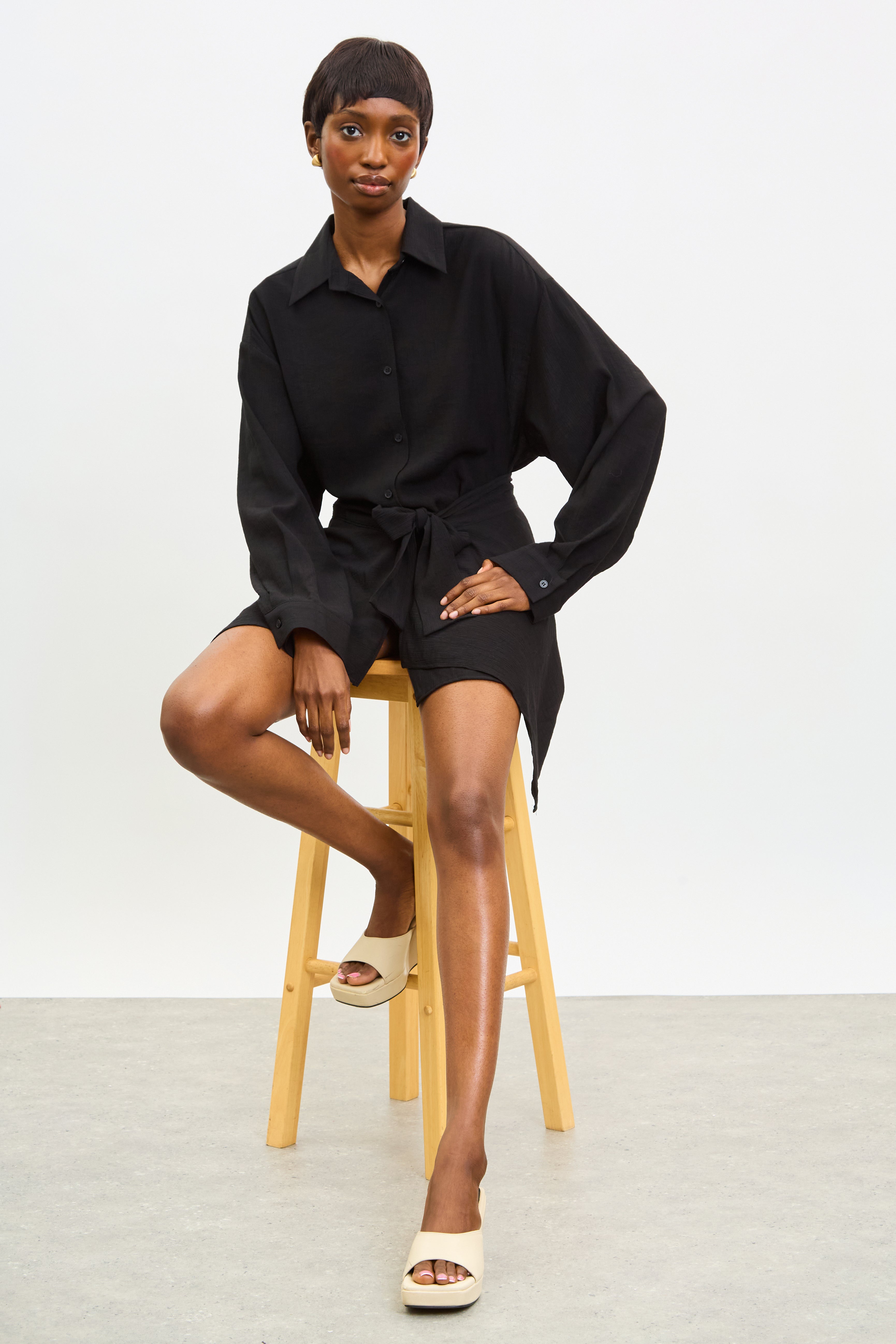 Black draped tie waist shirt dress_5