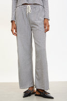 Black gingham loose fit drawstring trousers_1