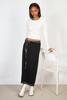 Black jersey and white contrast stitch wrap skirt_4