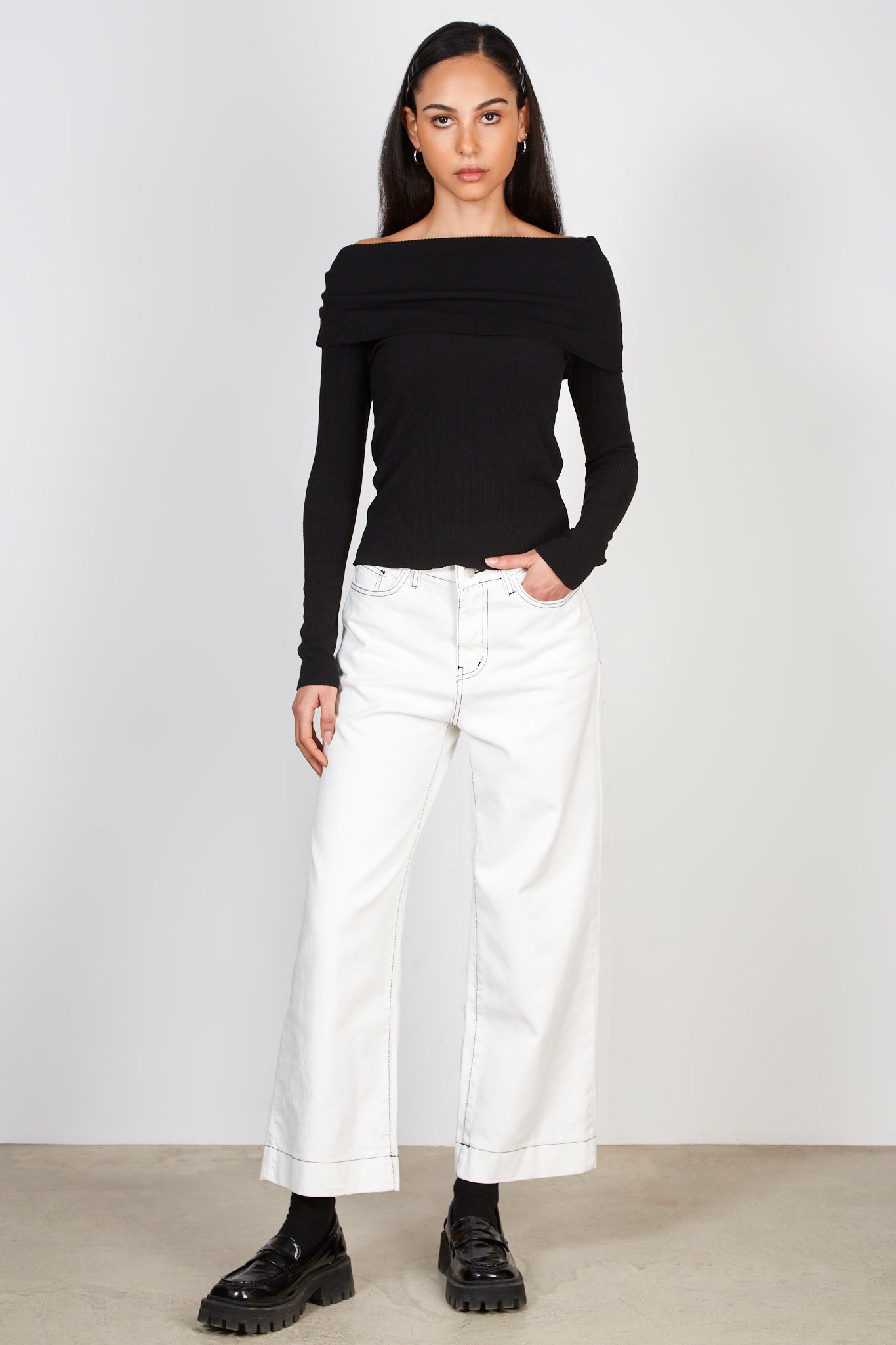 Black knit off shoulder top_4