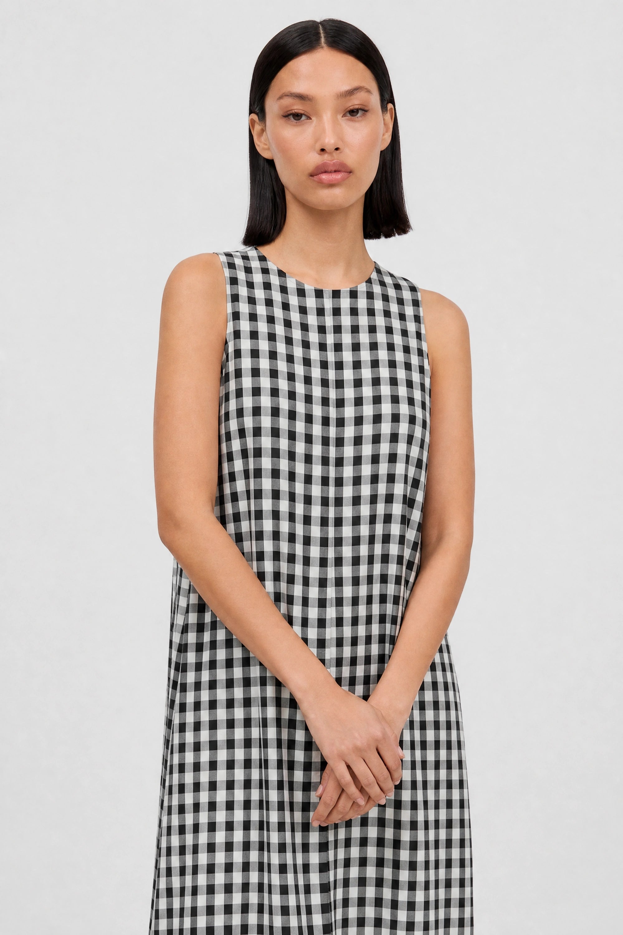 Black large gingham checked side pocket dress_3
