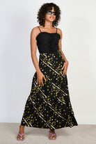 Black olive and pink graphic print tiered maxi skirt_4