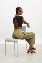 Black open cross back cropped tee_5