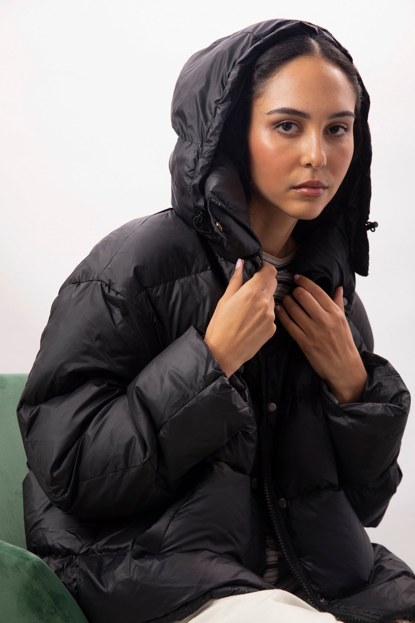 Black oversized duck down puffer jacket_7