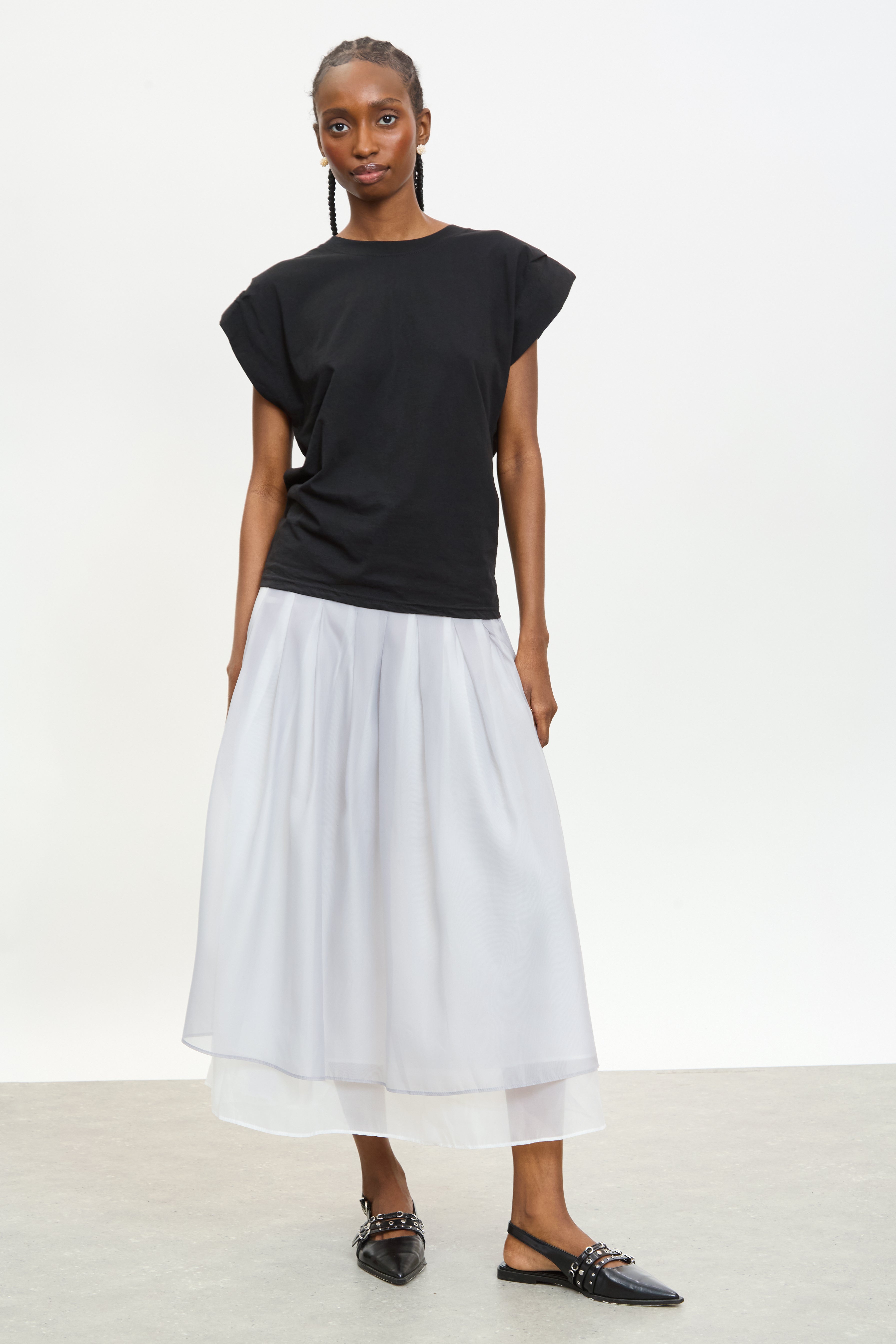 Black padded shoulder tank_4