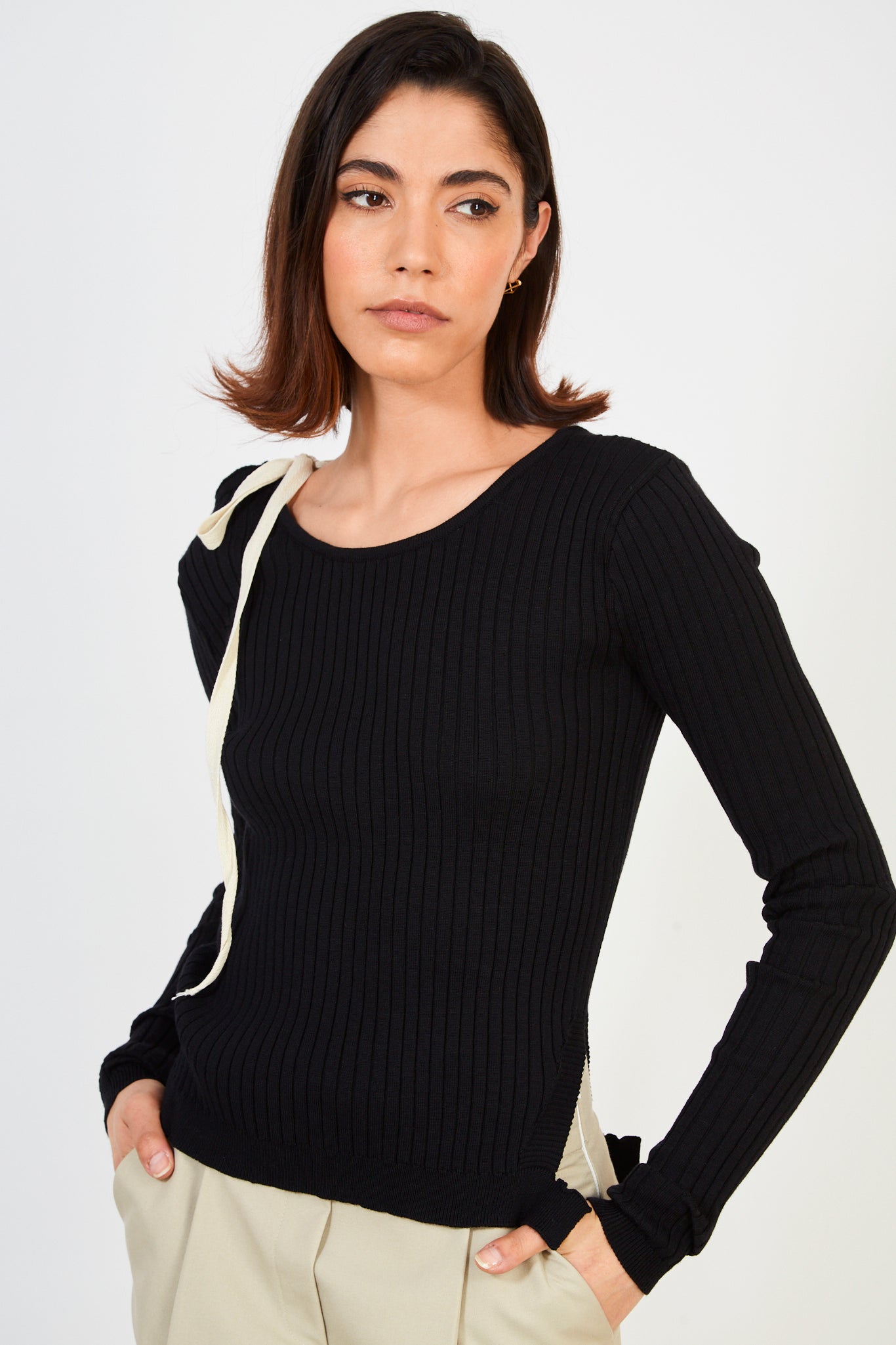 Black ribbed one shoulder tie top_1