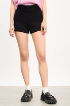 Black ribbed trim knit shorts_1