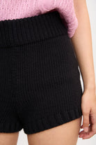 Black ribbed trim knit shorts_3
