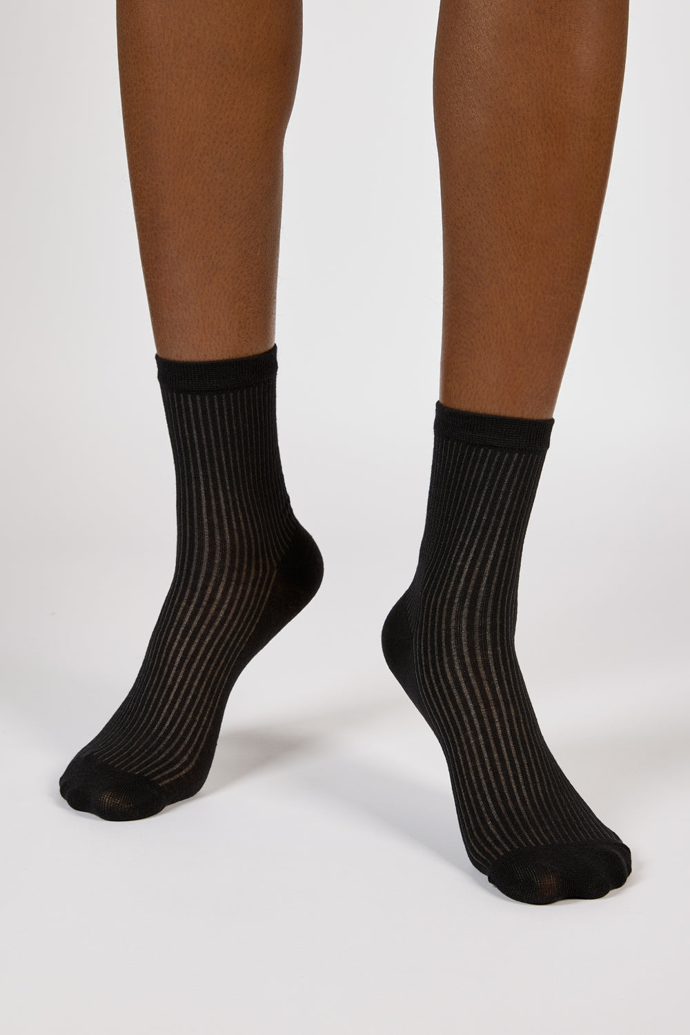 Black semi sheer ribbed socks_2