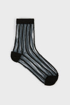 Black sheer referee stripe socks_1
