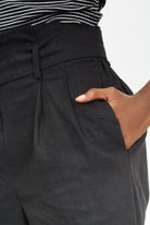 Black smart belted shorts_3