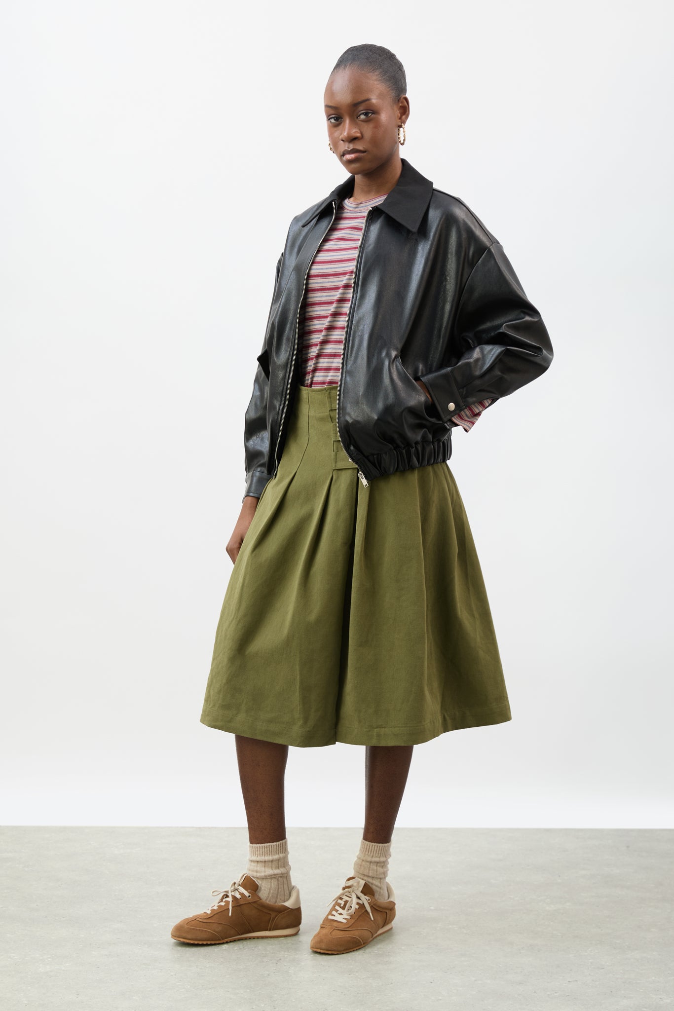 Black vegan leather contrast collar jacket_5