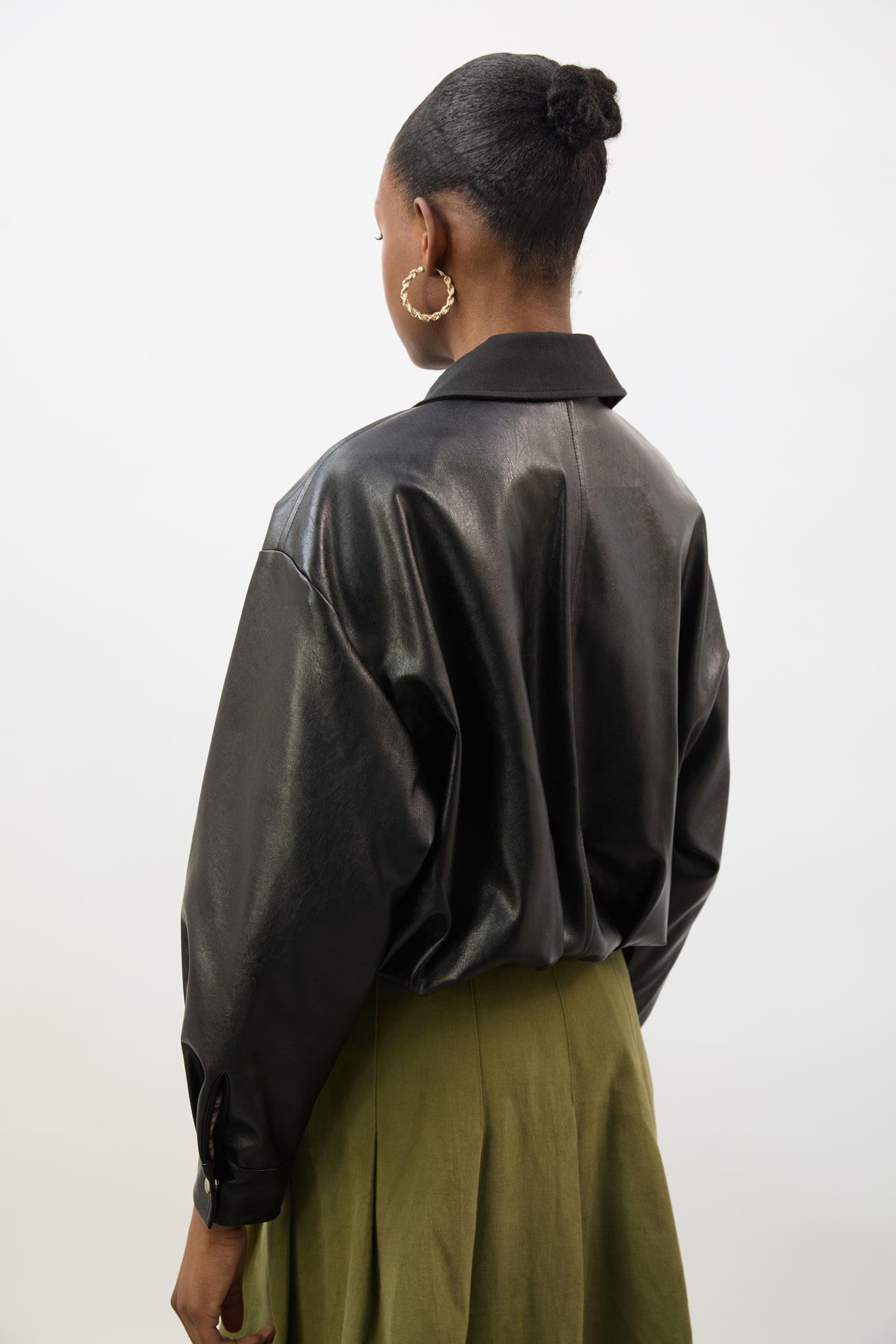 Black vegan leather contrast collar jacket_3
