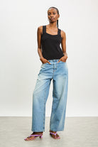 Black wide strap cross back knit tank_4