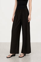 Black wide leg floaty trousers_2
