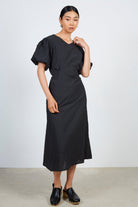 Black and grey gingham puff sleeve dress_1