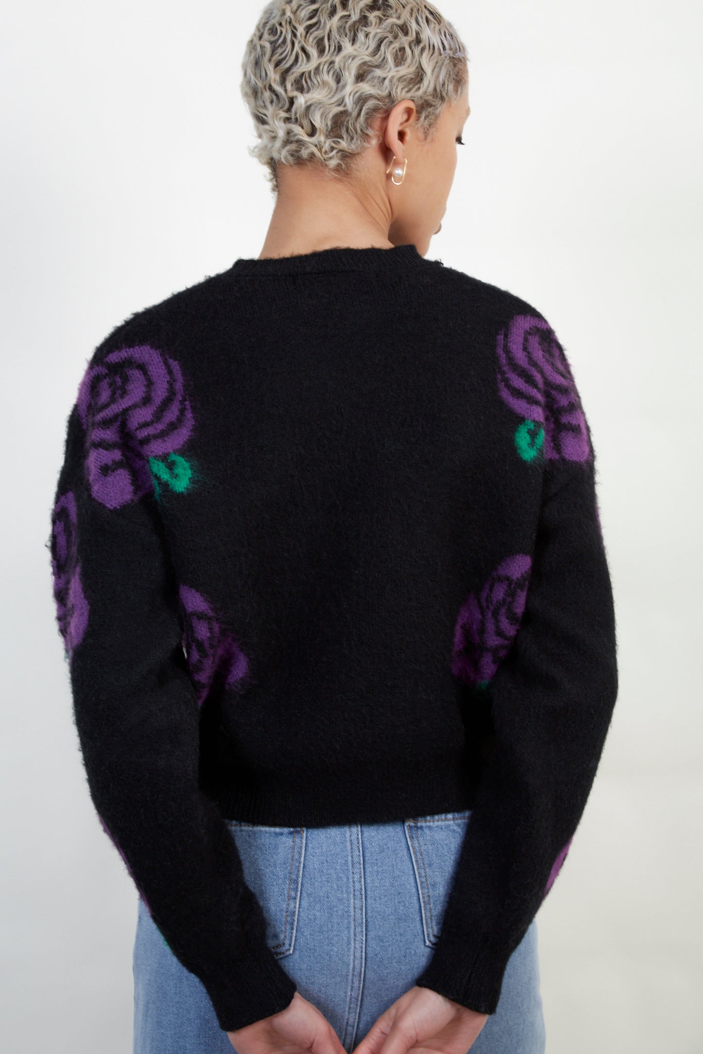 Black and purple intarsia rose jumper_4