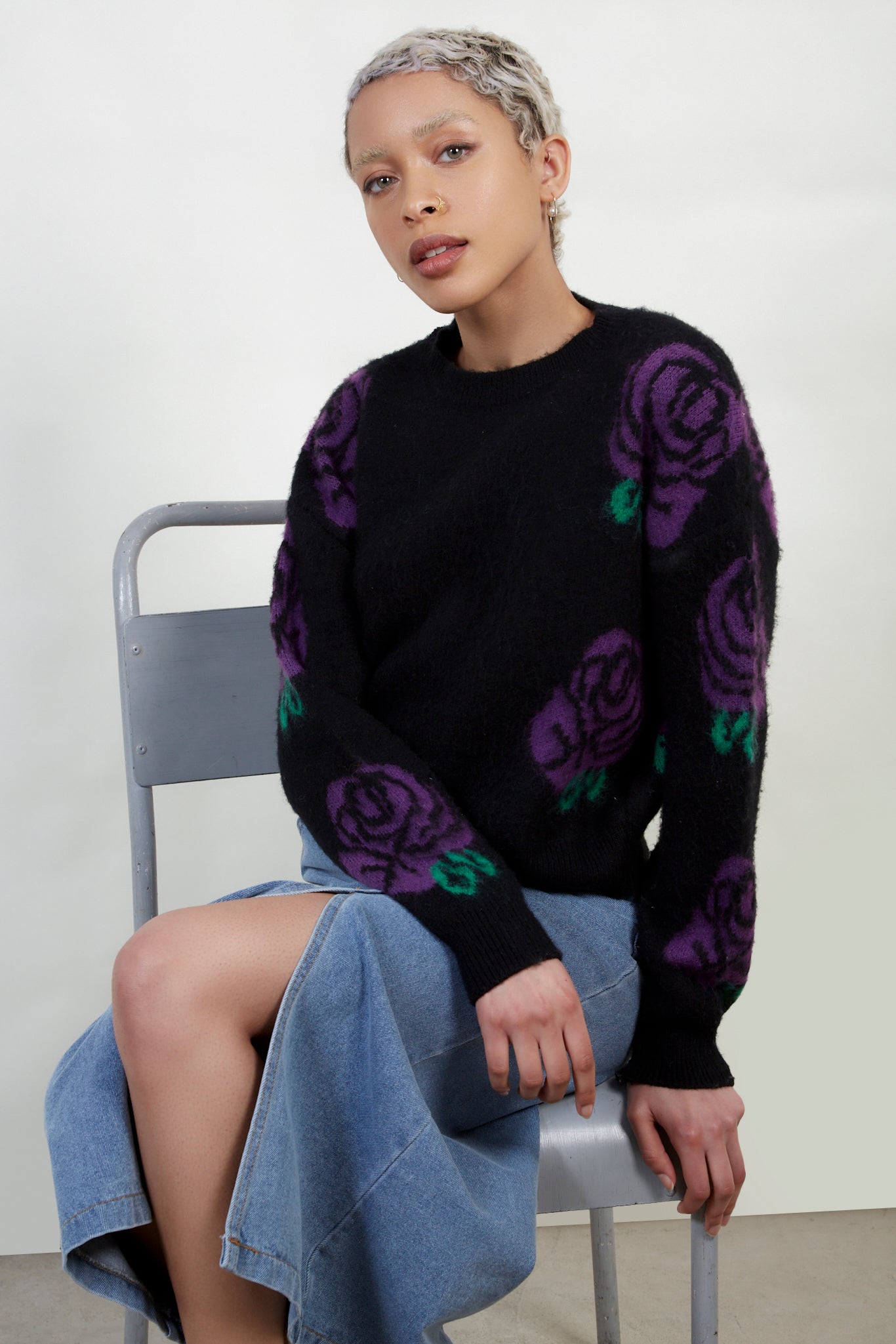 Black and purple intarsia rose jumper_1